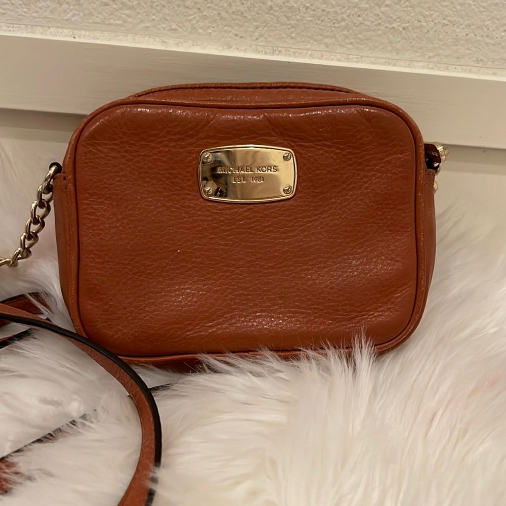 Michael Kors Sling Bag. Used